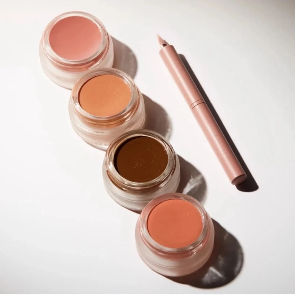 KKW Soft Peach Lip Lacquer